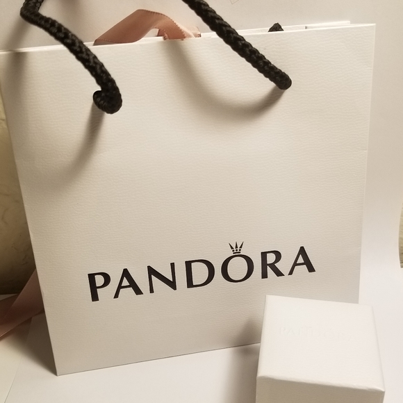 PANDORA Cultured Elegance Ring, Pearl - Picture 5 of 6